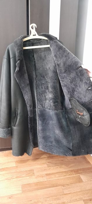 Чёрная дублёнка!