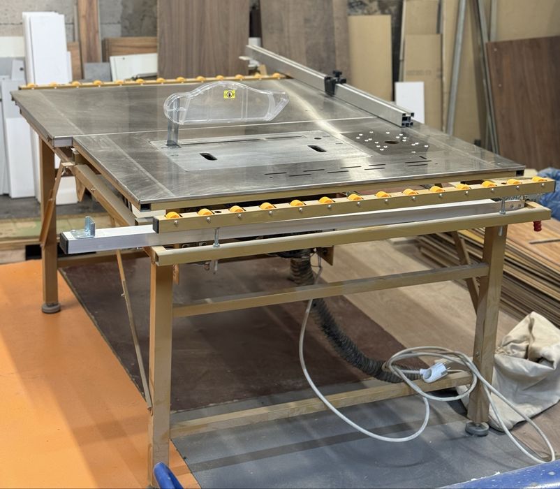 Станок распиловочный полуформатник