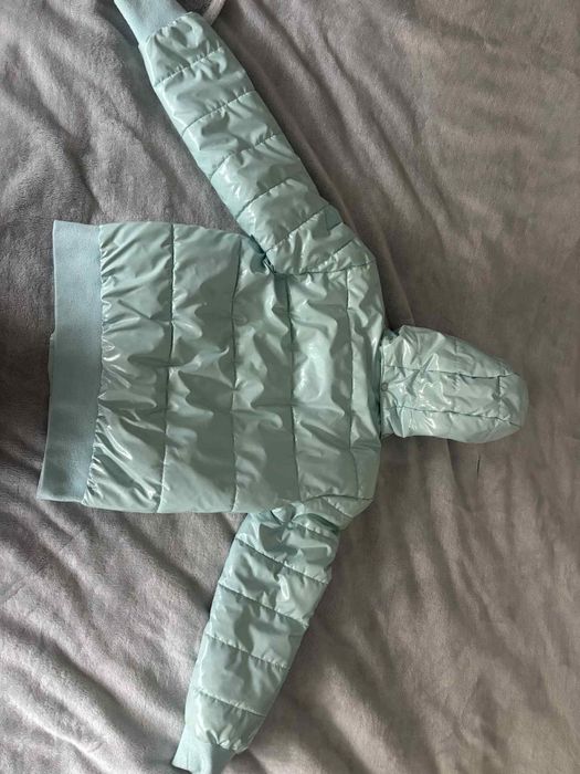 Преходно яке есен-зима Guess за 12 години