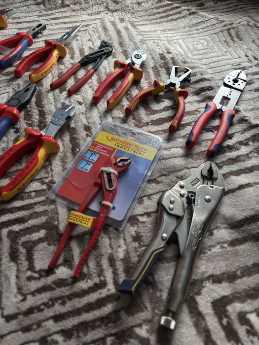 KNIPEX клещи различни видове