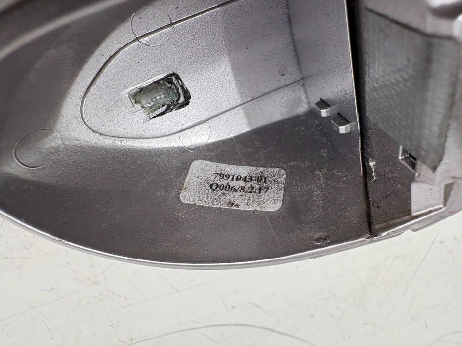 Задна Лява Външна Дръжка За БМВ Г30 Г31 Ф90 7991943 9491469 BMW G30 G31 F90