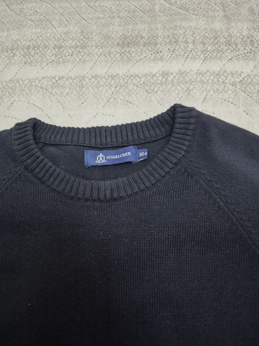 Продам кофту для школы