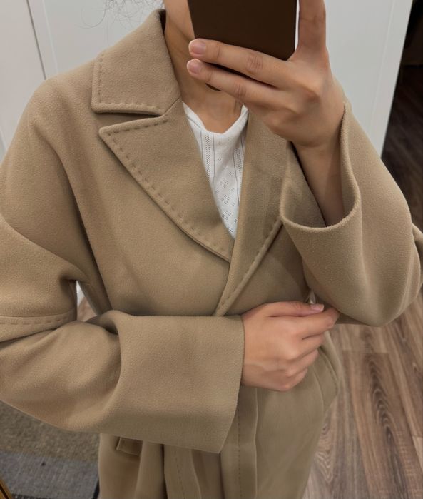 Пальто осеннее.