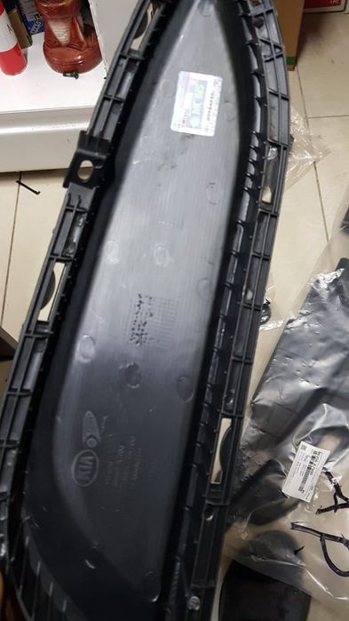 Накладка на рамку кузова.