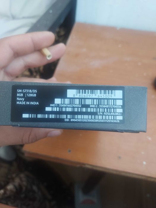 Telefon samung nou pachet