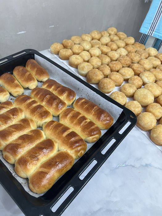 Бауырсақ пен булочки