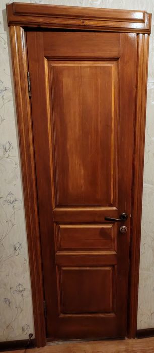 Двери деревянные
