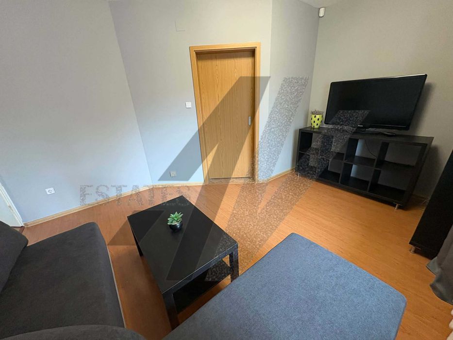 Двустаен апартамент до метростанция