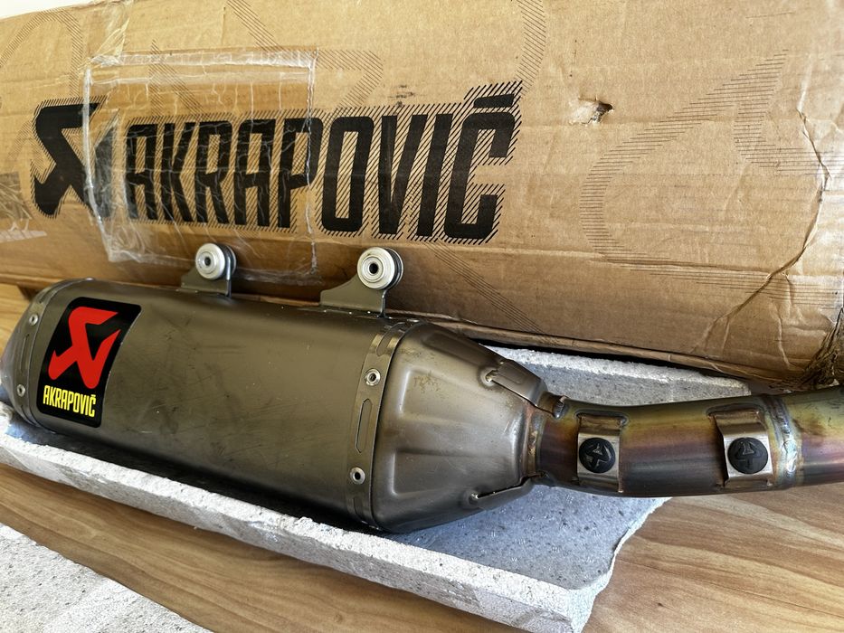 Akrapovic цяла генерация ауспух ктм хусквафна
