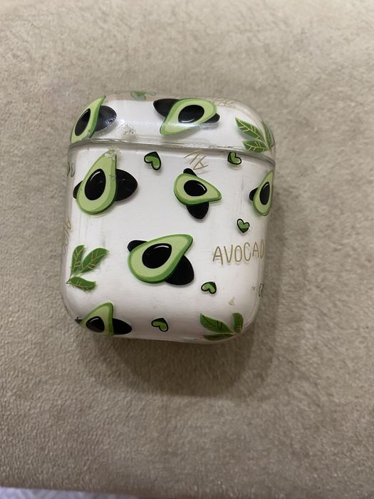 Кейс Наушники Apple AirPods 2nd generation белый