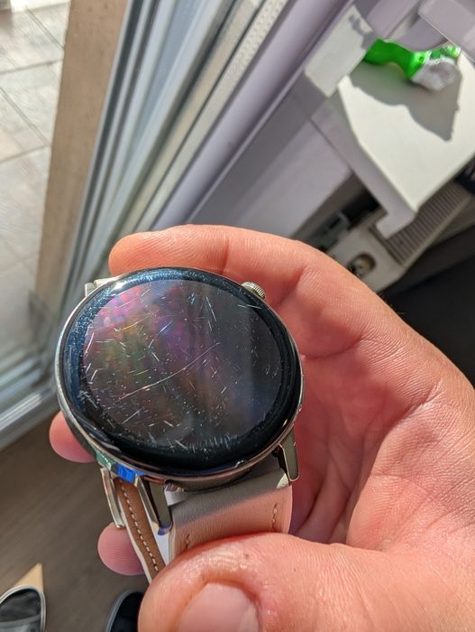 Huawei GT3 42mm la cutie  + 3 curele