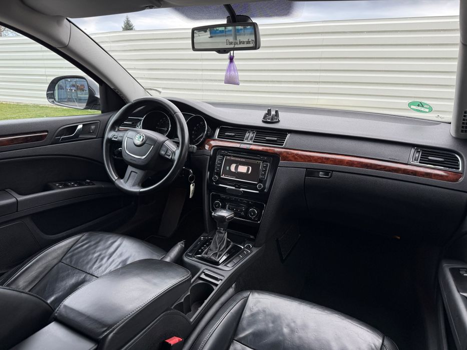 Skoda SUPERB / 2009/ 2.0 TDi/ Automat/ DSG/ Xenon