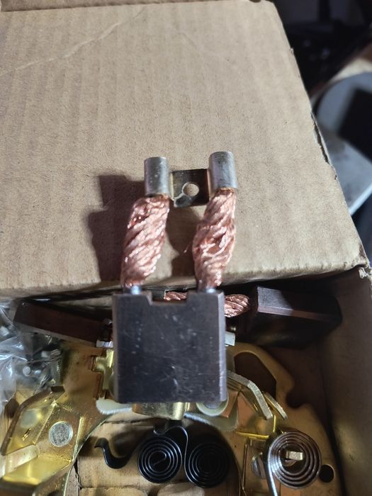 Platou perii electromotor case.combinator RAU