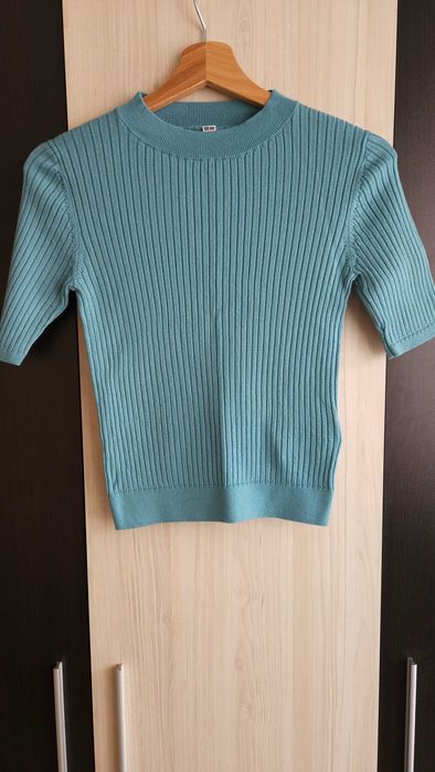 Дамски блузи по 4 евро