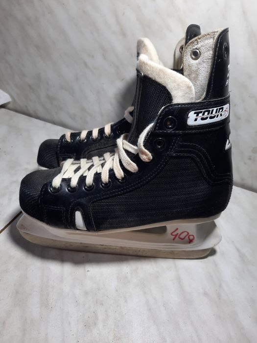 Patine hochei hochey 400 Tour marime  37 ( 23,5 cm)