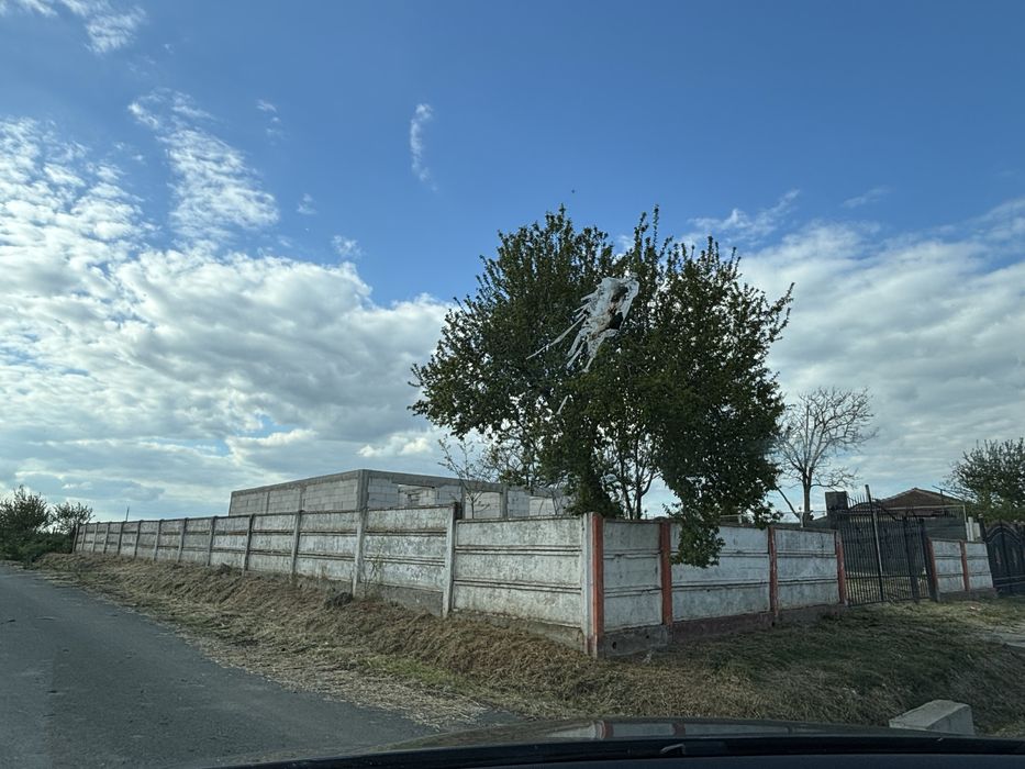 Vand casa constructie noua plus teren