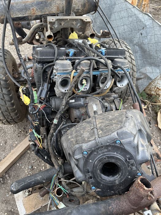Vand atv cu motor de suzuki de 600cm