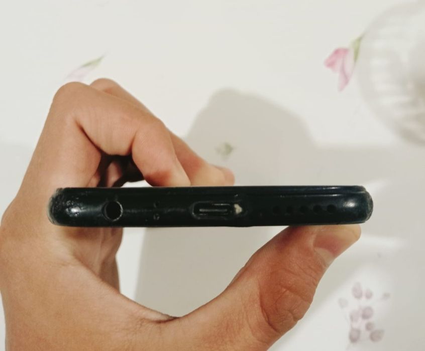 Продам Redmi Note 8 в отличном состоянии 25000!!