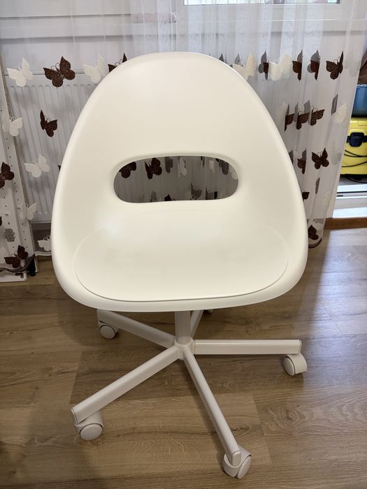 Scaun birou Ikea nou