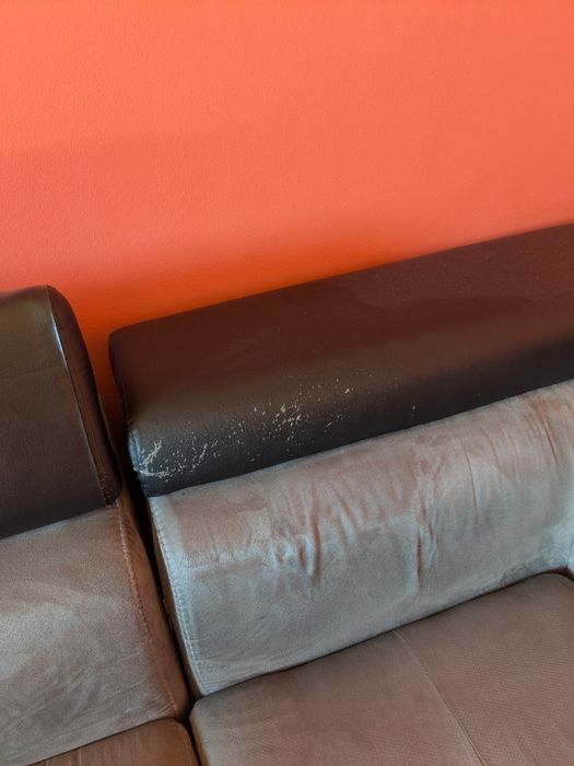 Ъглов диван с механизми