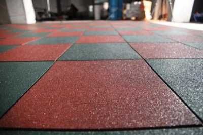 Резиновые плитки  100*50 rezina plitka