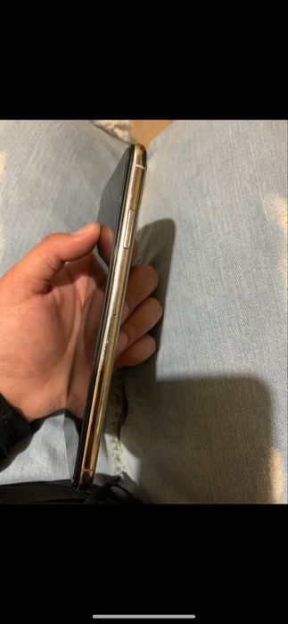 Айфон XS MAX в хорошем состояний