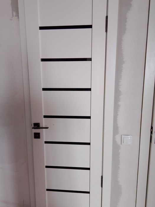 Продам межкомнатные двери б/у