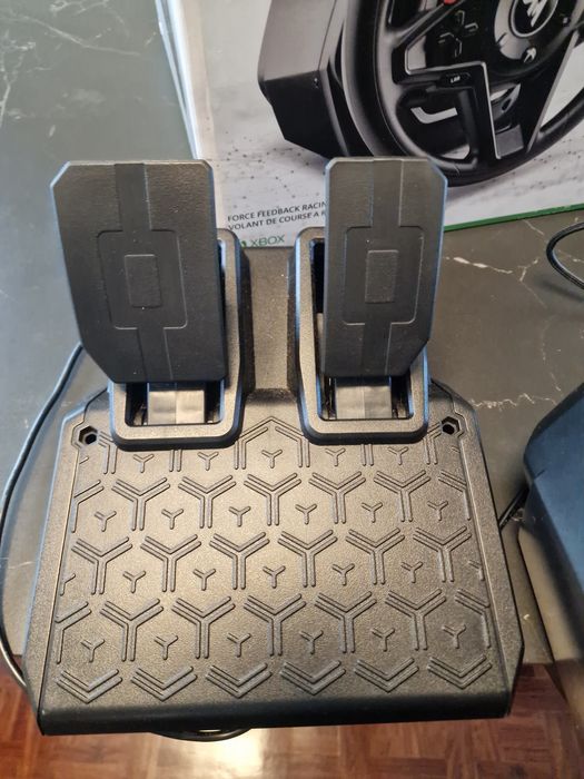 Волан с ГАРАНЦИЯ Thrustmaster t 128 за XBOX. Хибридна FFB - колани и зъбчатки. 2 Нм