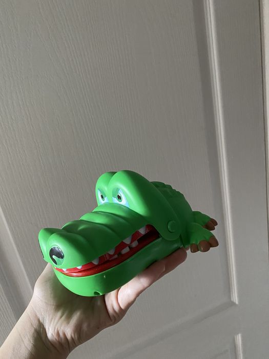 Крутая прикольная игра крокодил