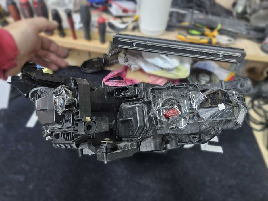 Ляв фар за VW Passat B8 lqv far пасат б8