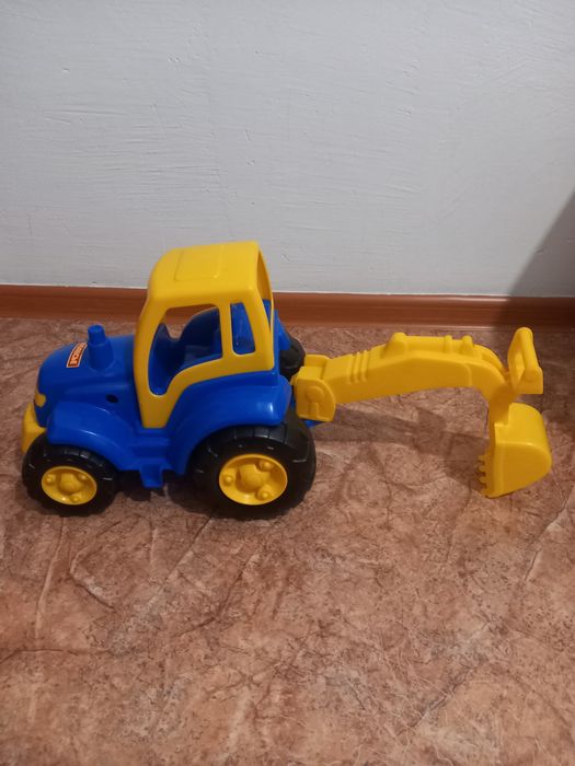 Продам игрушки машинки