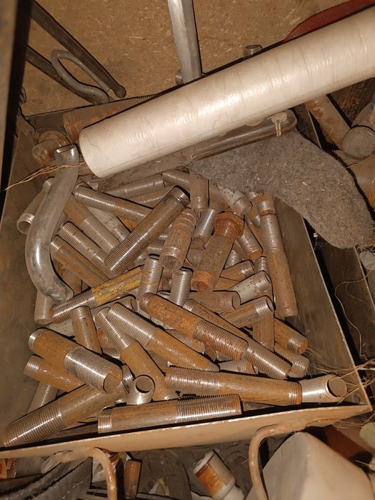 Продам задвижки новые