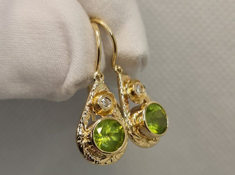 Cercei aur 14k cu diamante și peridot natural