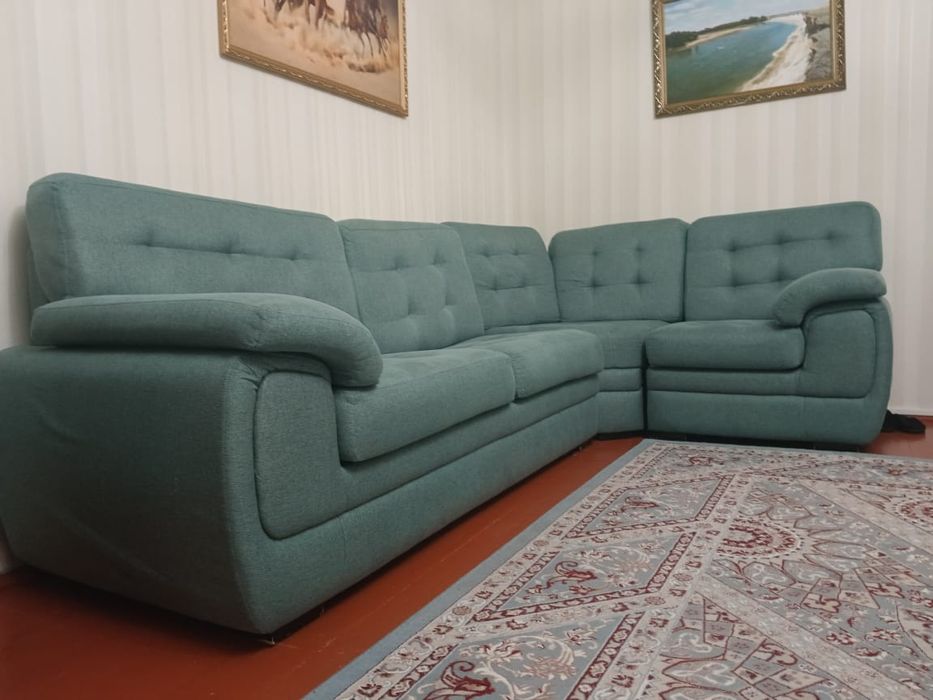 Продам диван угловой