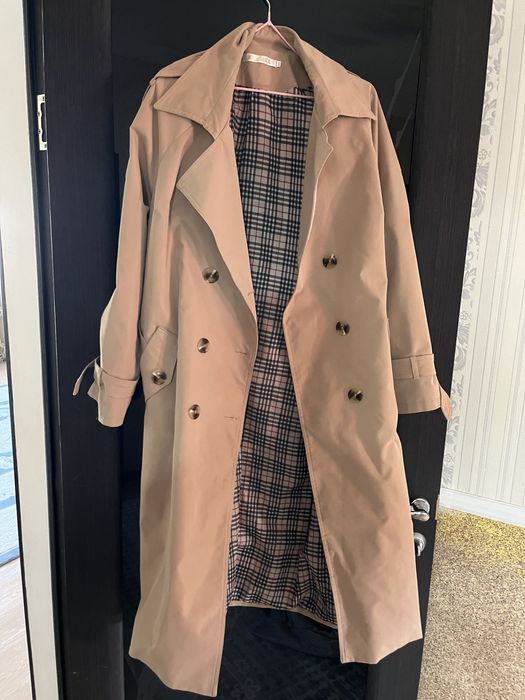 Продам тренчи плащ размер 52,цена 5000тг