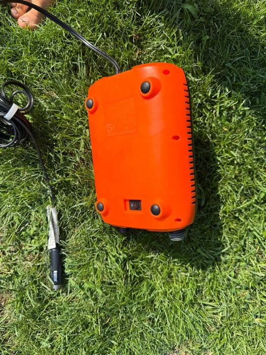 Електрическа помпа 12V за SUP / уинг фойл дъска, с накрайници