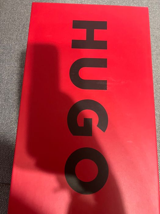 HUGO маратонки 40 номер