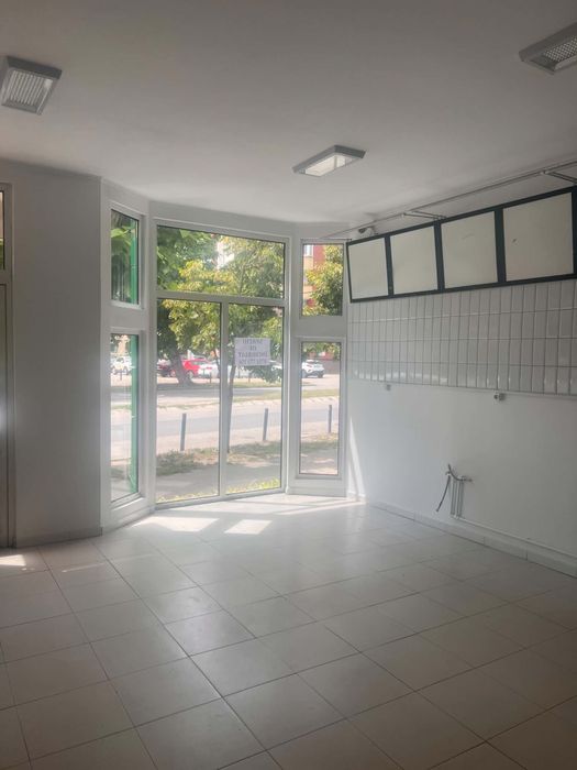 Spațiu Comercial de Închiriat-55mp-Deva,Jud.Hunedoara