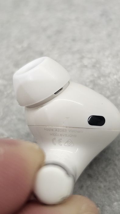 Оригинални Apple AirPods Pro 1 – пълен комплект + калъф