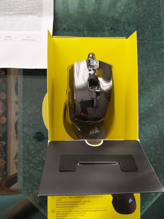 Corsair Ironclaw RGB оптична мишка - нова