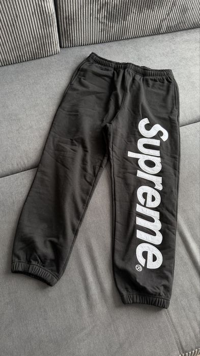 Supreme долнища