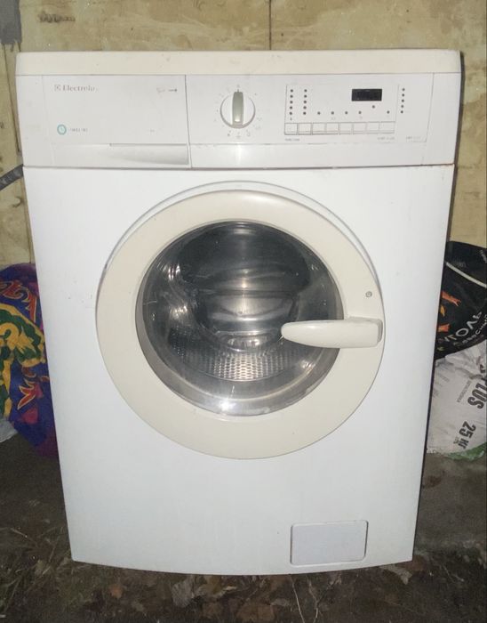LG и Electrolu стиральный машинка