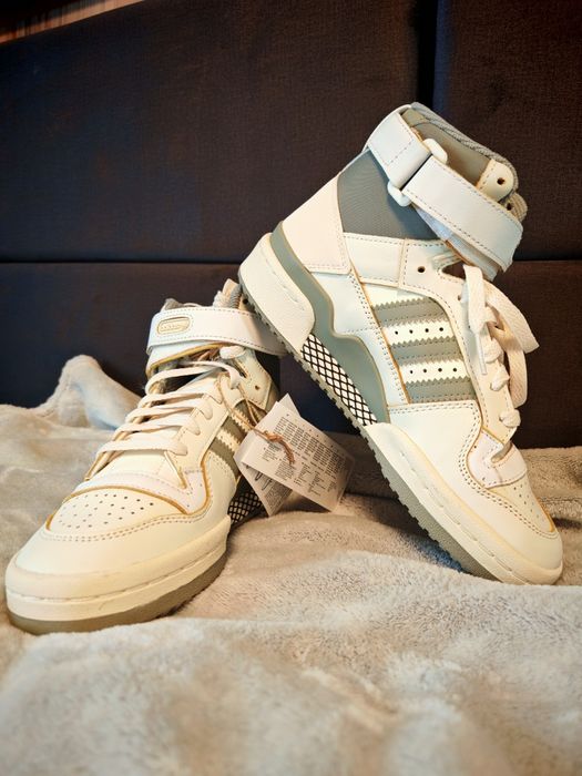 Бели Кецове Адидас 37,5