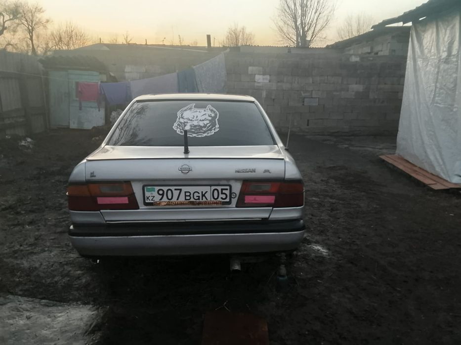 Подождите машина на улице