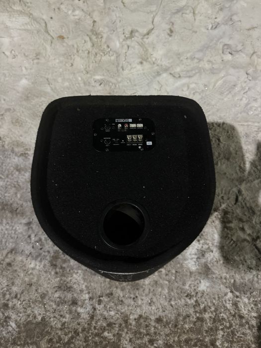 Продаю сабвуфер активный