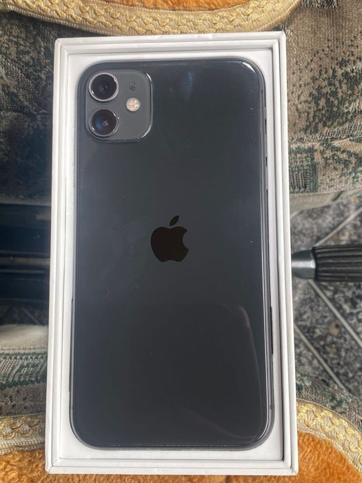 iPhone 11/128 память