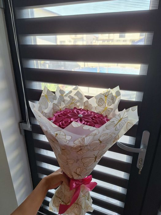 Buchet din satin