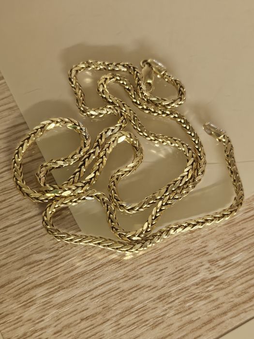 Золотые ювелирные изделия