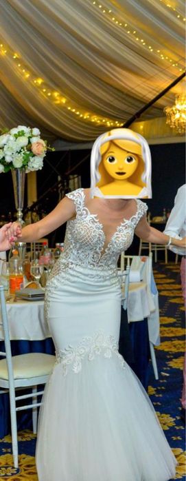Vând rochie mireasa La Novia tip sirena+ trena