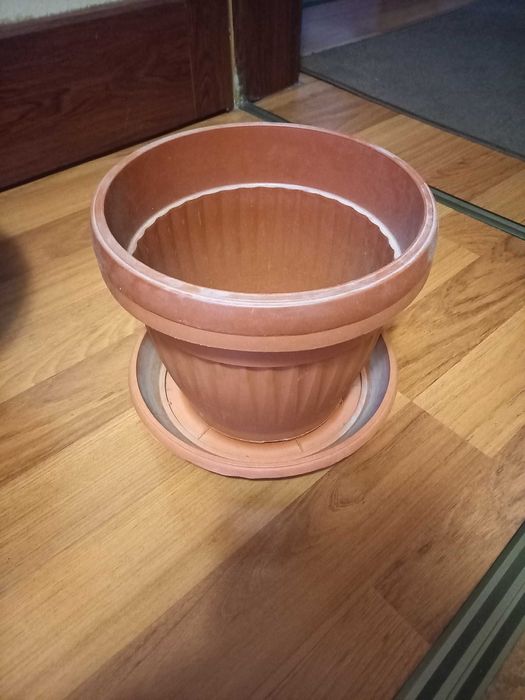 Саксий за цветя различни размери